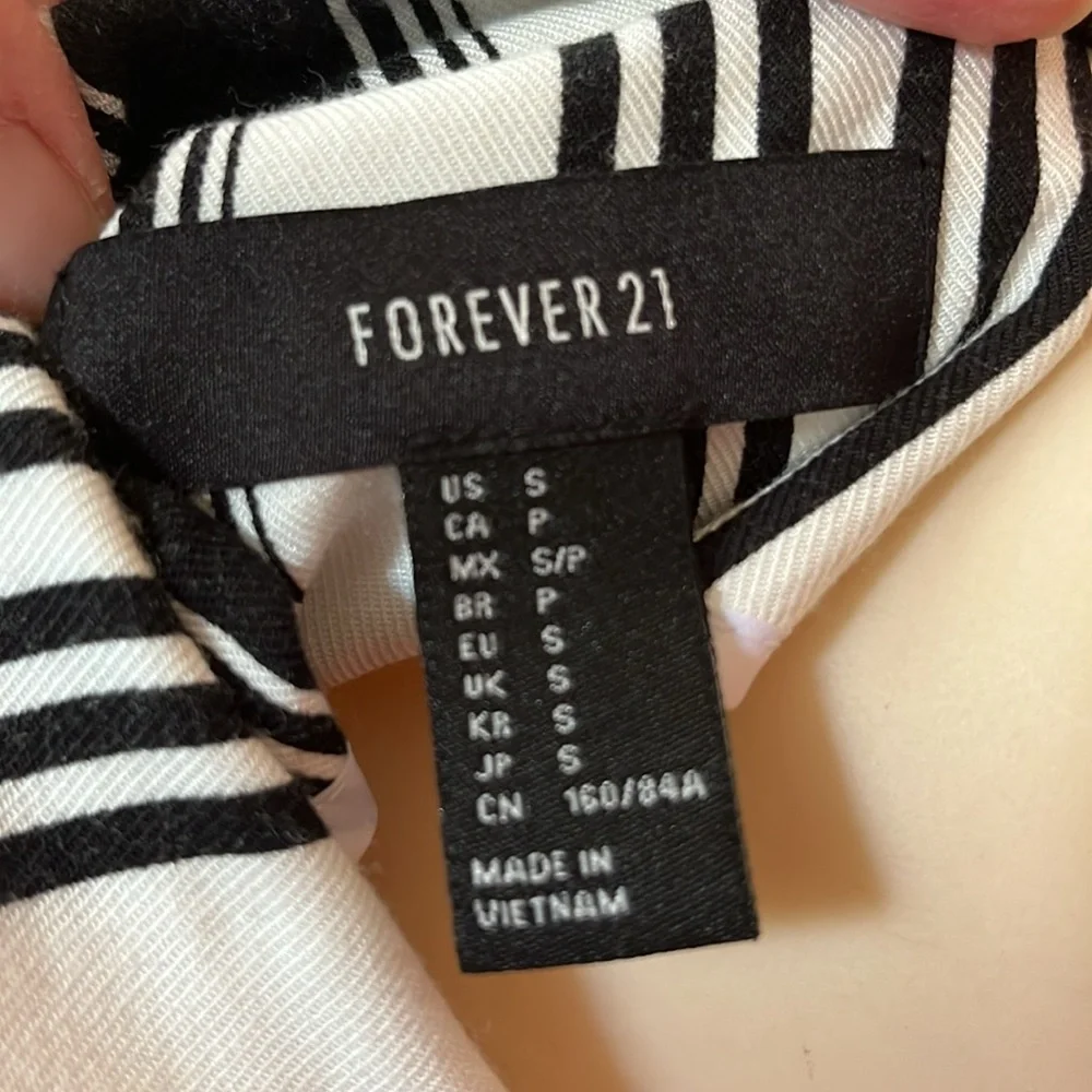 Like new Forever 21 black, and white striped double breasted jacket - Picture 9 of 14